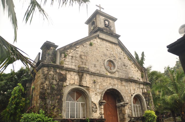 Caramoran Parish Church, Catanduanes.jpg